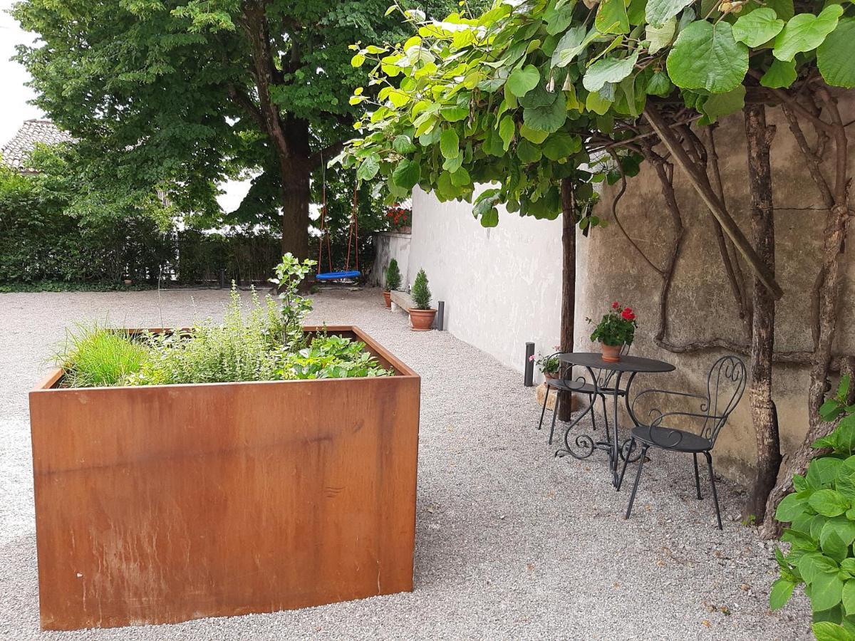 Bed and Breakfast Dvor Vipolze Dobrovo Zewnętrze zdjęcie